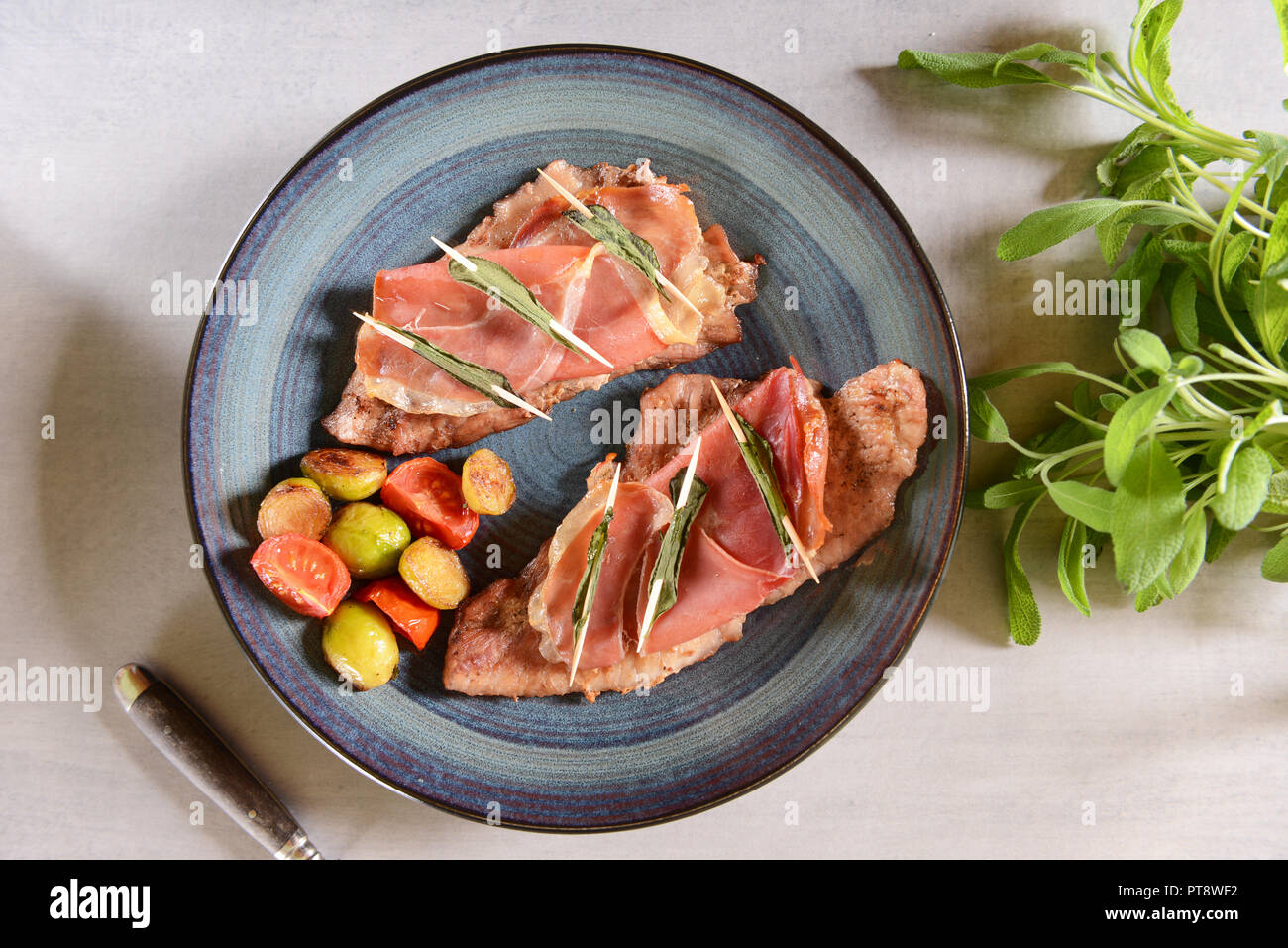 Saltimbocca alla salvia Foto Stock
