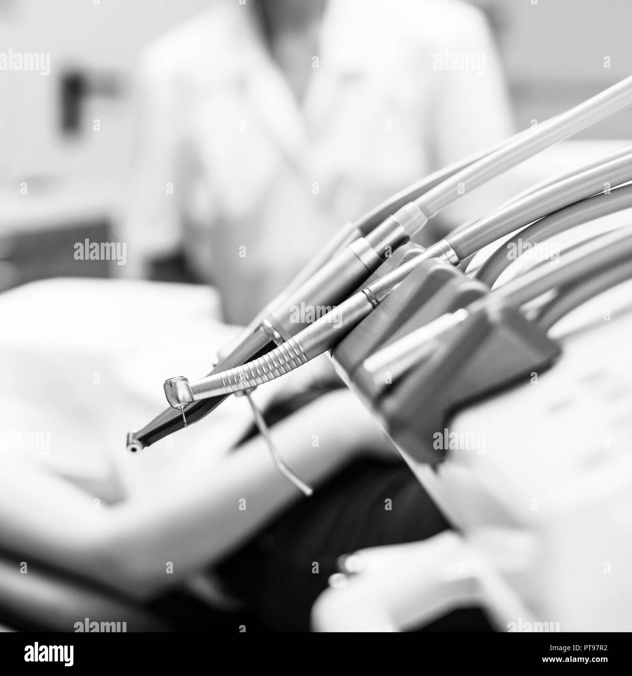 Strumento stomatologico in clinica dentisti di close-up. Foto Stock