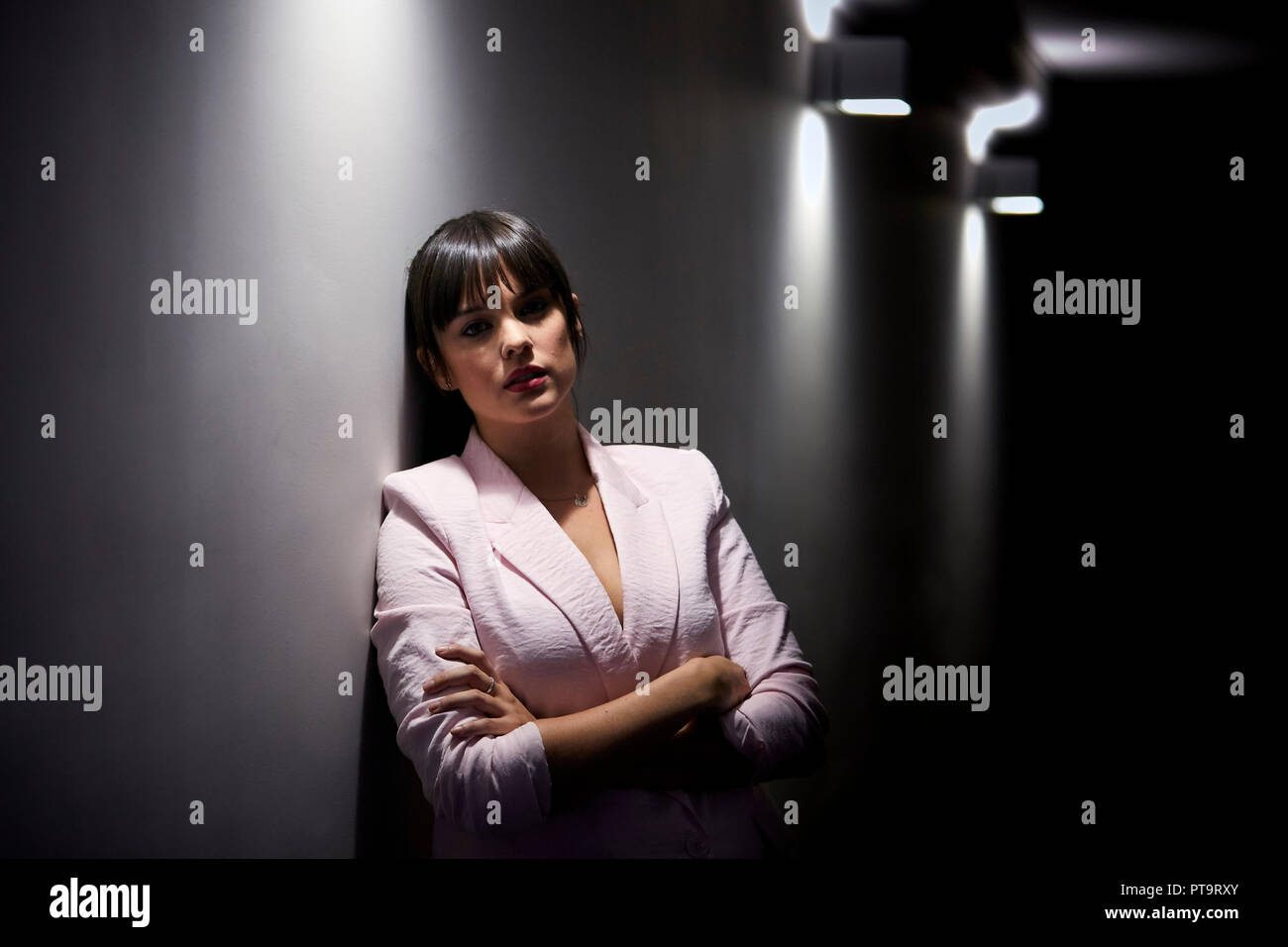 Attrice spagnola Cristina Abad pone durante una sessione di ritratto a La Latina teatro in Madrid. Foto Stock