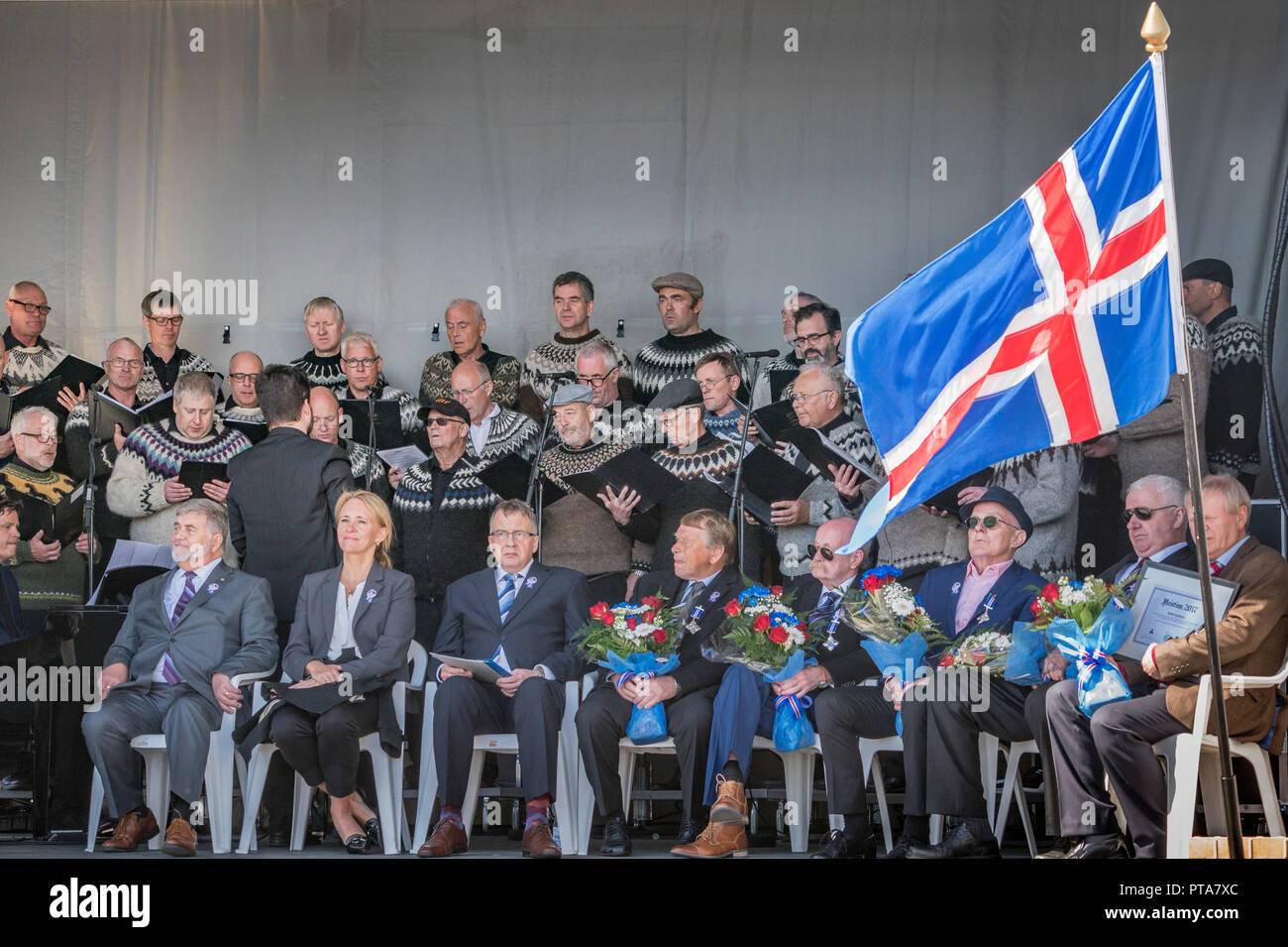 Gli uomini il coro e Seaman - Summer Festival, del marinaio giorno, (Sjomannadagurinn) Reykjavik, Islanda Foto Stock