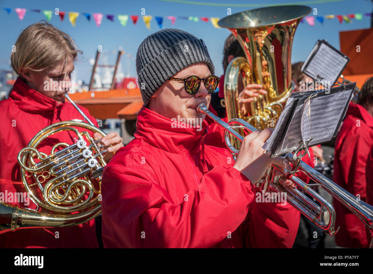Marching Band, Summer Festival, del marinaio giorno, (Sjomannadagurinn) Reykjavik, Islanda Foto Stock