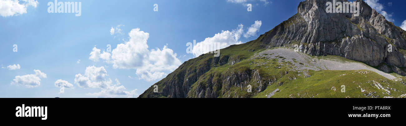 Le montagne del Durmitor è un massiccio nel nord-ovest del Montenegro, una parte delle Alpi dinariche. Bobotov Kuk, il picco più alto di esso, raggiunge un altezza di 2, Foto Stock