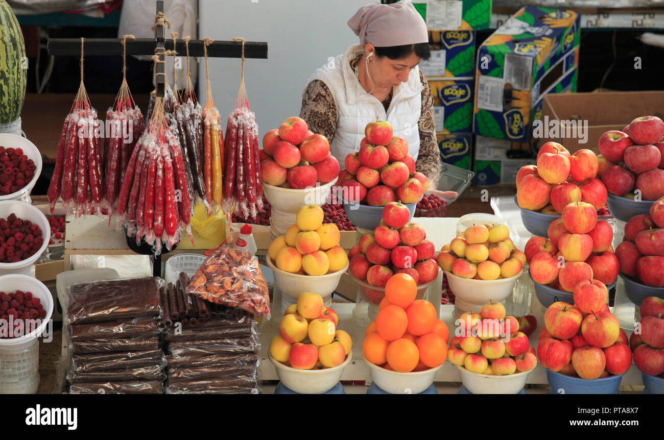 Il Kazakistan; Almaty, Green Market, cibo, persone; Foto Stock