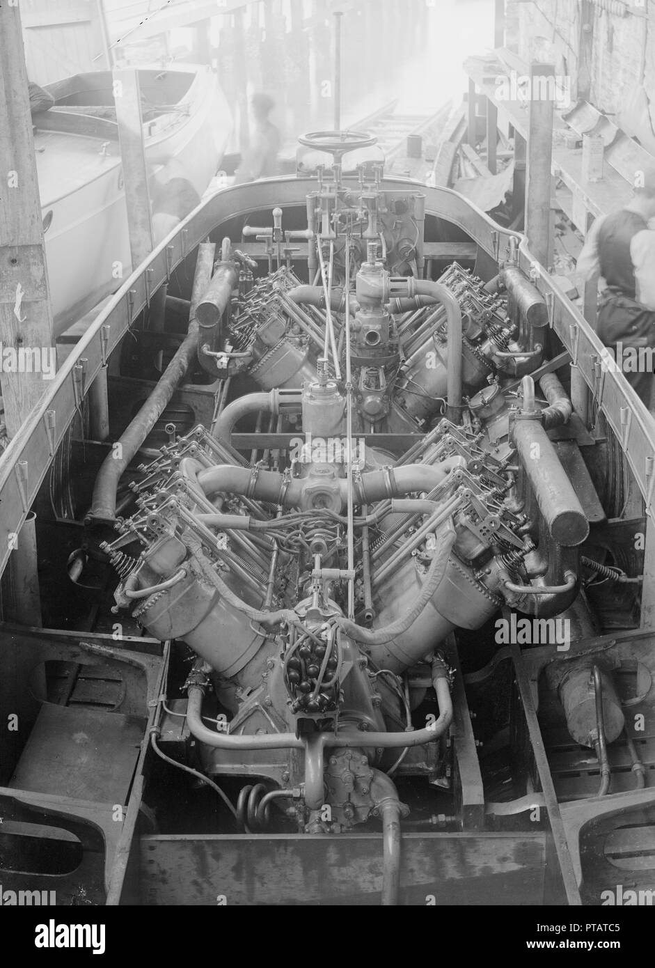 Izme due hp 150 motori, 1913. Creatore: Kirk & Figli di Cowes. Foto Stock