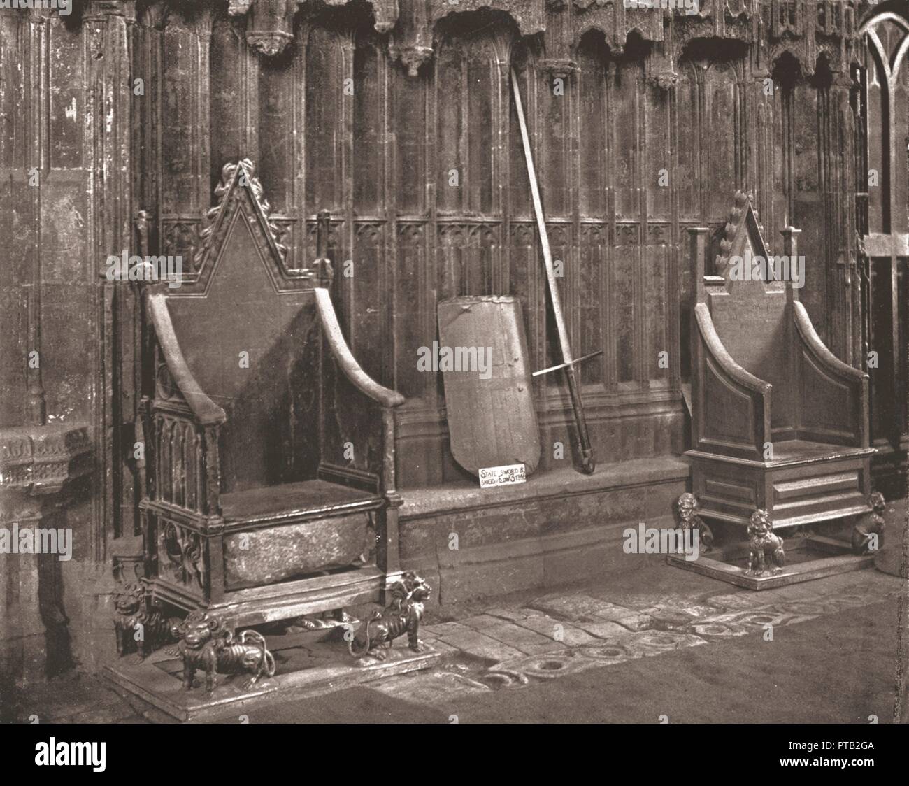 L incoronazione sedia in Abbazia di Westminster, Londra, 1894. Creatore: sconosciuto. Foto Stock