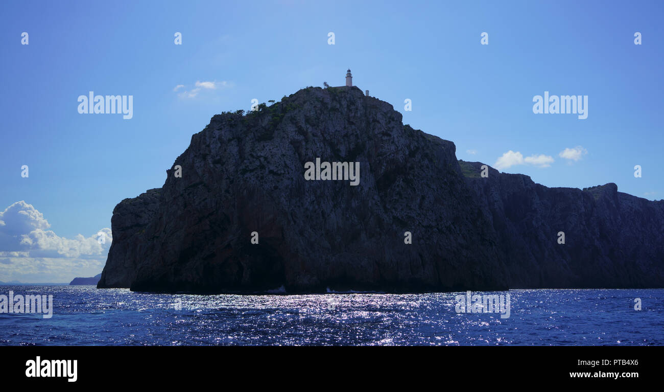 Cap de Formentor e il faro di Formentor, Sito Patrimonio Mondiale dell'UNESCO, Maiorca, isole Baleari, Spagna Foto Stock