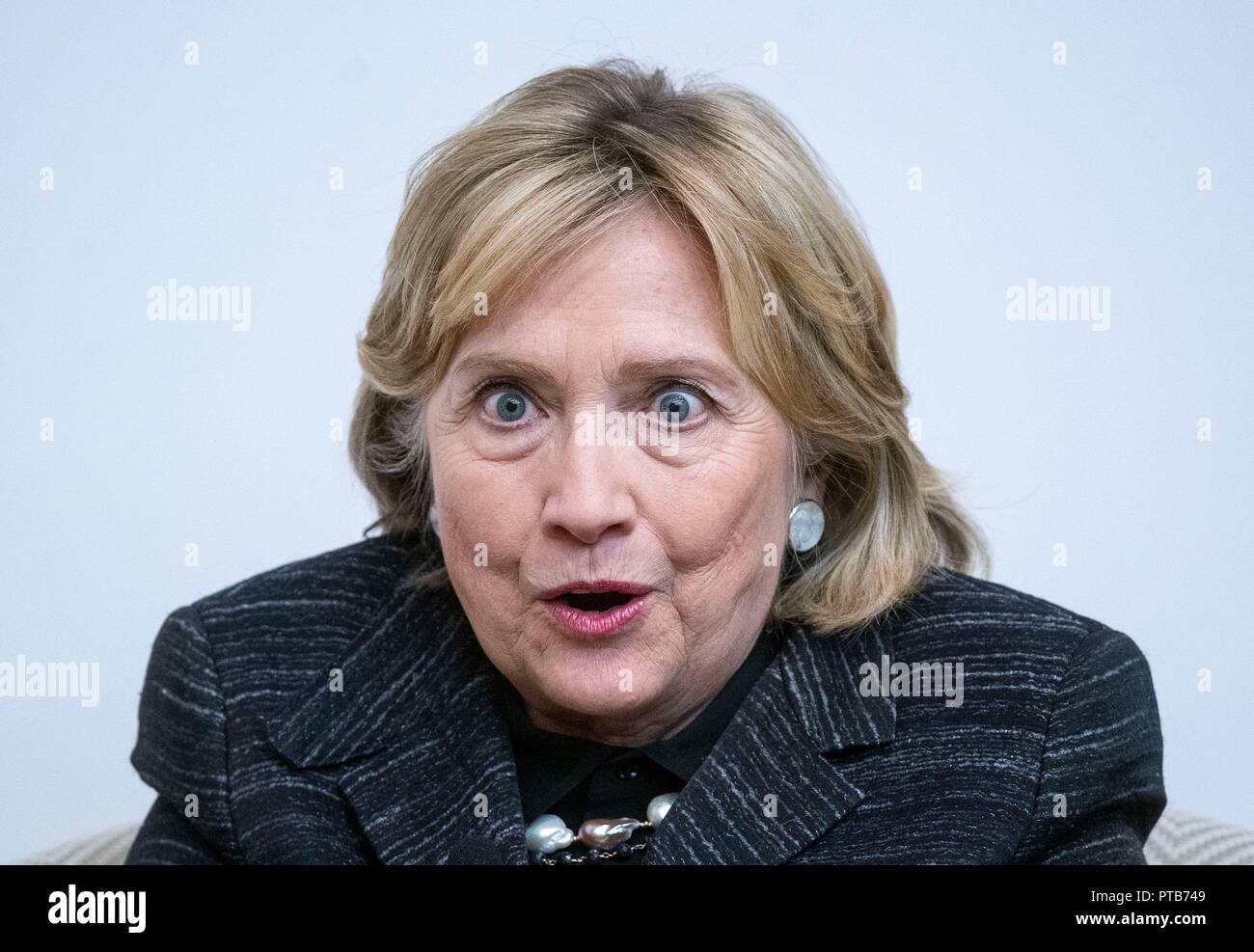 Hillary Rodham Clinton presso l Università di Oxford per onorare il settantesimo anniversario della Dichiarazione Universale dei Diritti dell'uomo. Foto Stock