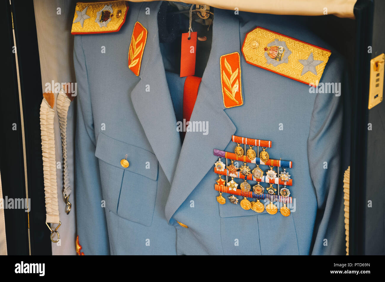 Uniformi di Josip Broz Tito, Museo della Iugoslavia, Belgrado, Serbia, Balcani, Settembre 2018 Foto Stock