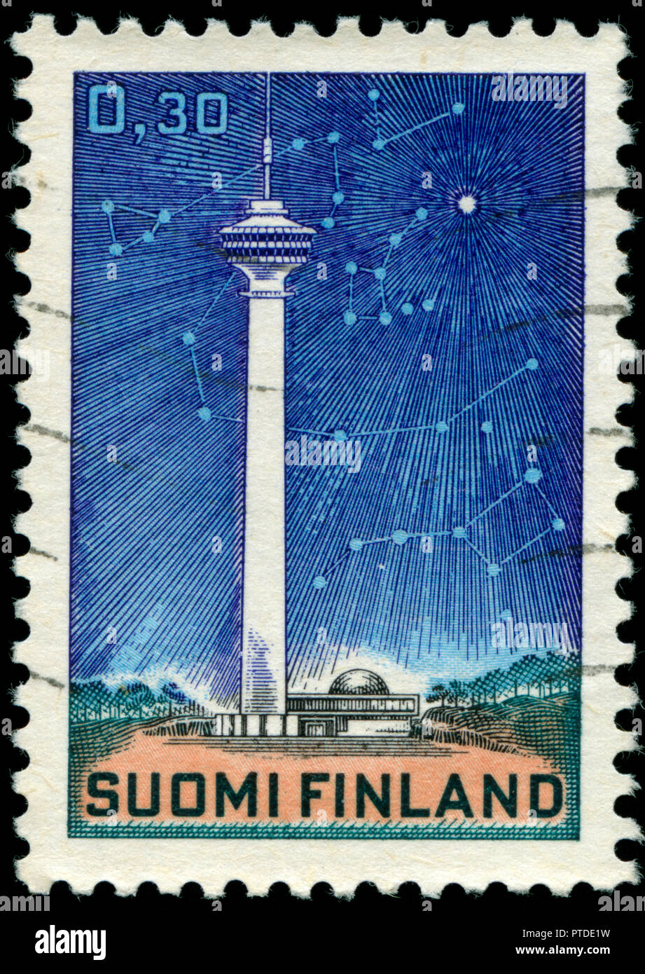 Con timbro postale timbro dalla Finlandia nella torre della TV & Planetarium serie rilasciato in 1976 Foto Stock