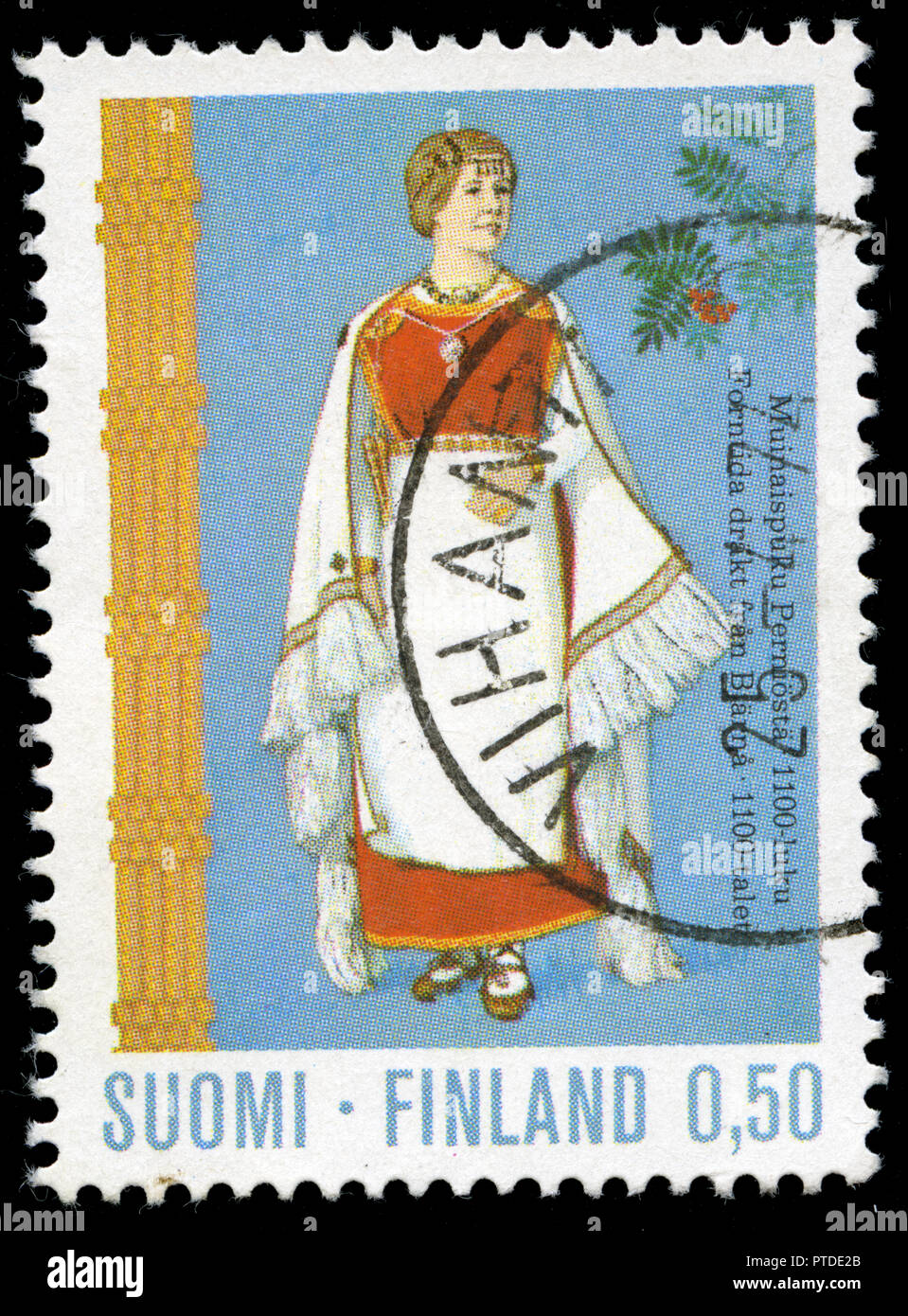 Con timbro postale timbro dalla Finlandia in costumi nazionali serie rilasciato in 1973 Foto Stock