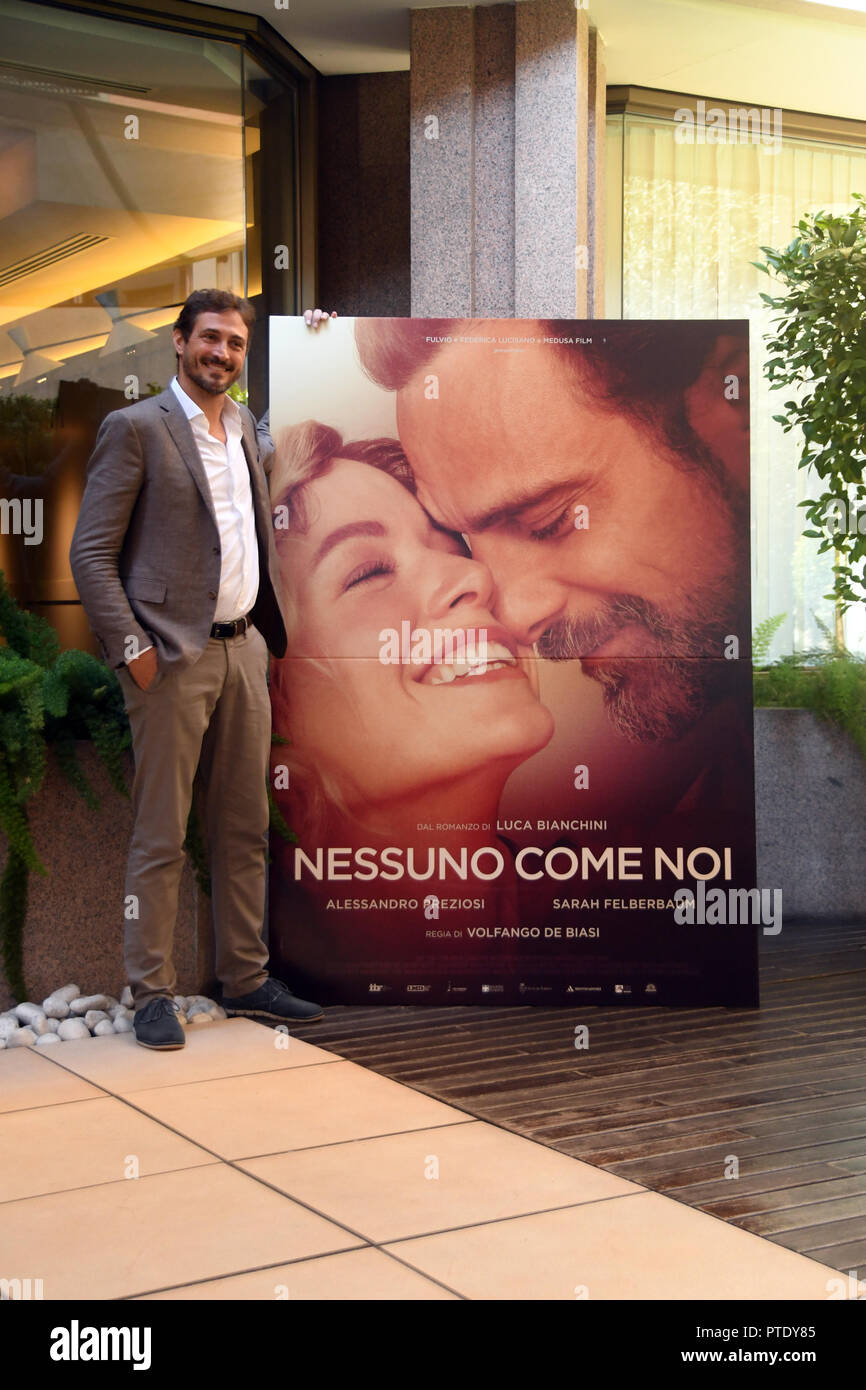 Roma 09 Ottobre 2018 - Hotel le Mèridien Visconti - Presentazione Film NESSUNO VENIRE NOI photocall Volfango De Biasi regista Credito: Giuseppe Andidero/Alamy Live News Foto Stock