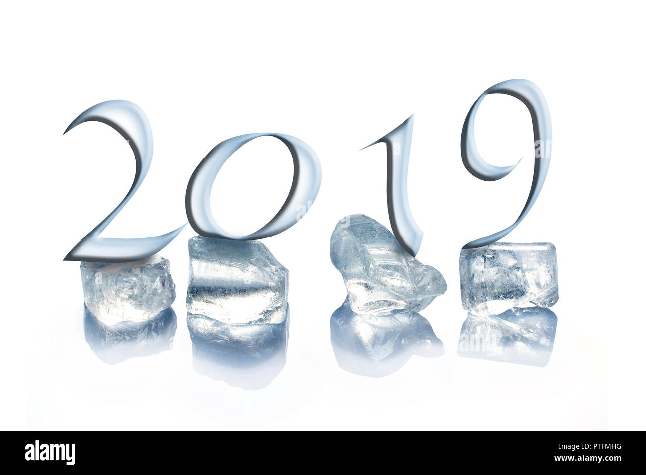 2019 cubetti di ghiaccio isolato su sfondo bianco Foto Stock