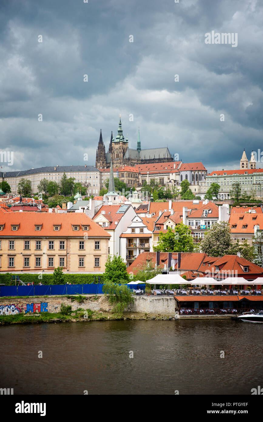 Splendido fiume a Praga Foto Stock