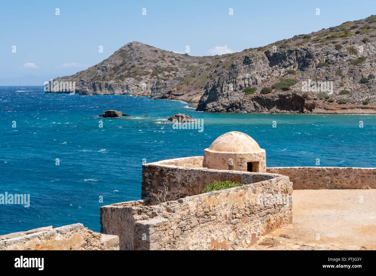 Spinalonga, Creta (Grecia). Costruita come una fortezza militare da soldati Genovese, l'isola è stata una lebbrosi comunità per alcuni degli ultimi secoli. Foto Stock