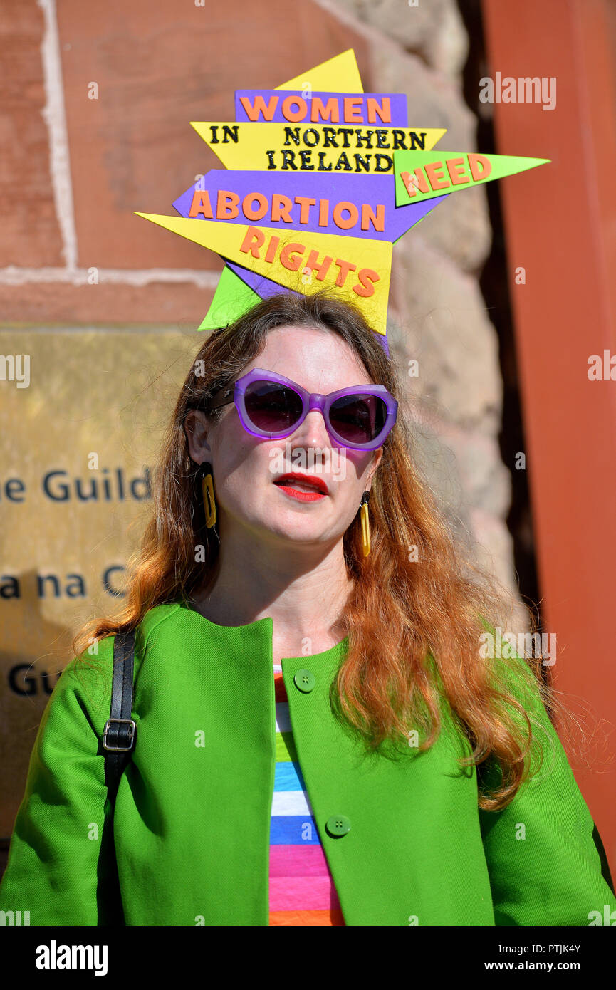 Pro-scelta rally in Guildhall Square Londonderry chiamando per l introduzione dell aborto in Irlanda del Nord. ©George Sweeney / Alamy Foto Stock