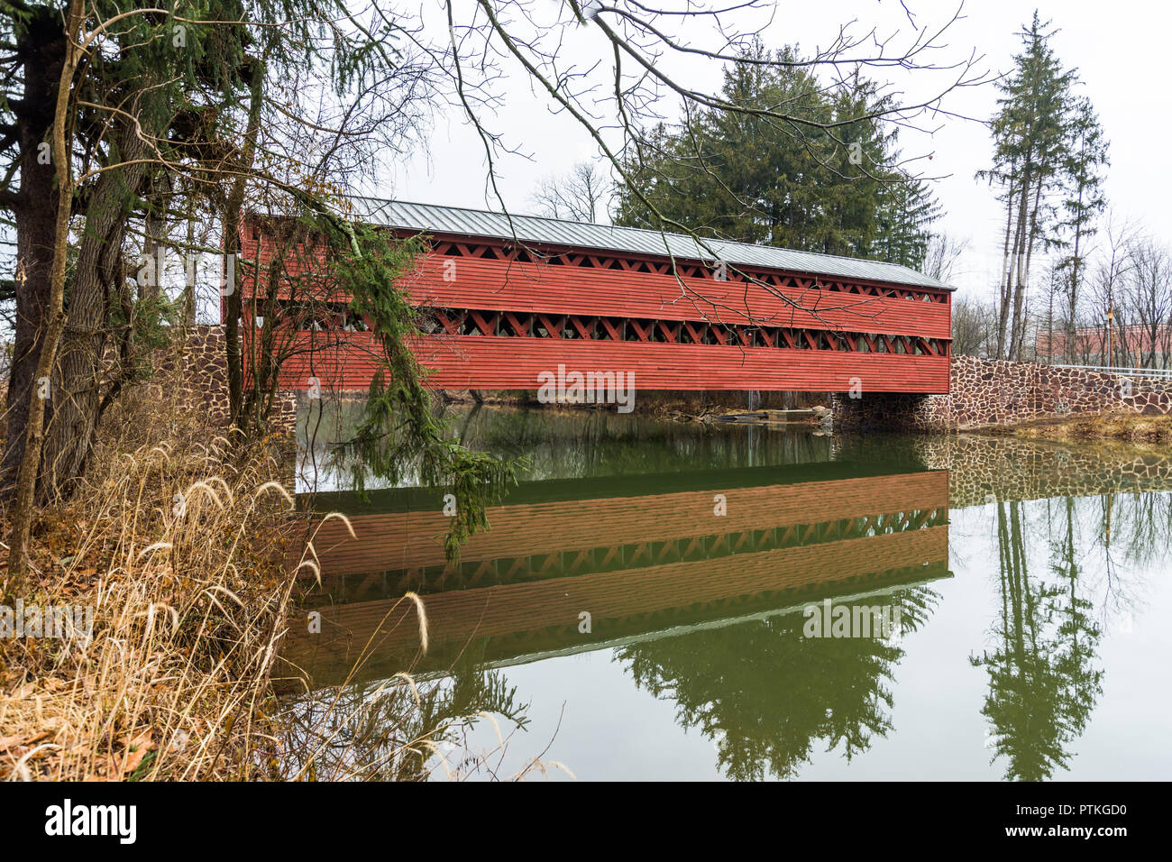 Sachs ponte coperto in Gettysburg, Pennsylvania su un Moody giorno.. Foto Stock