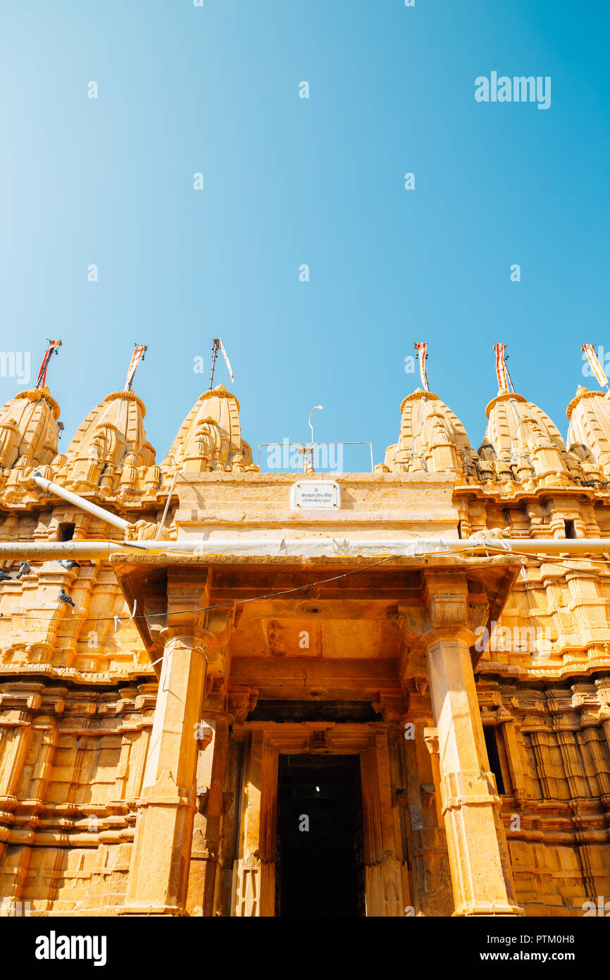 Templi Jain architettura storica a Jaisalmer fort in India Foto Stock
