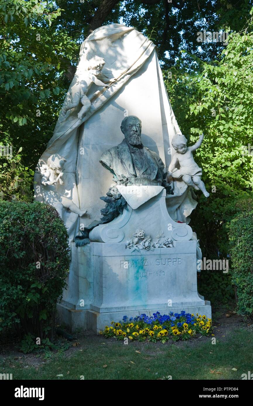 Wien, Zentralfriedhof, Ehrengrab Franz von supp (1819-1895) - Vienna Cimitero Zentralfriedhof, tomba di Franz von supp Foto Stock