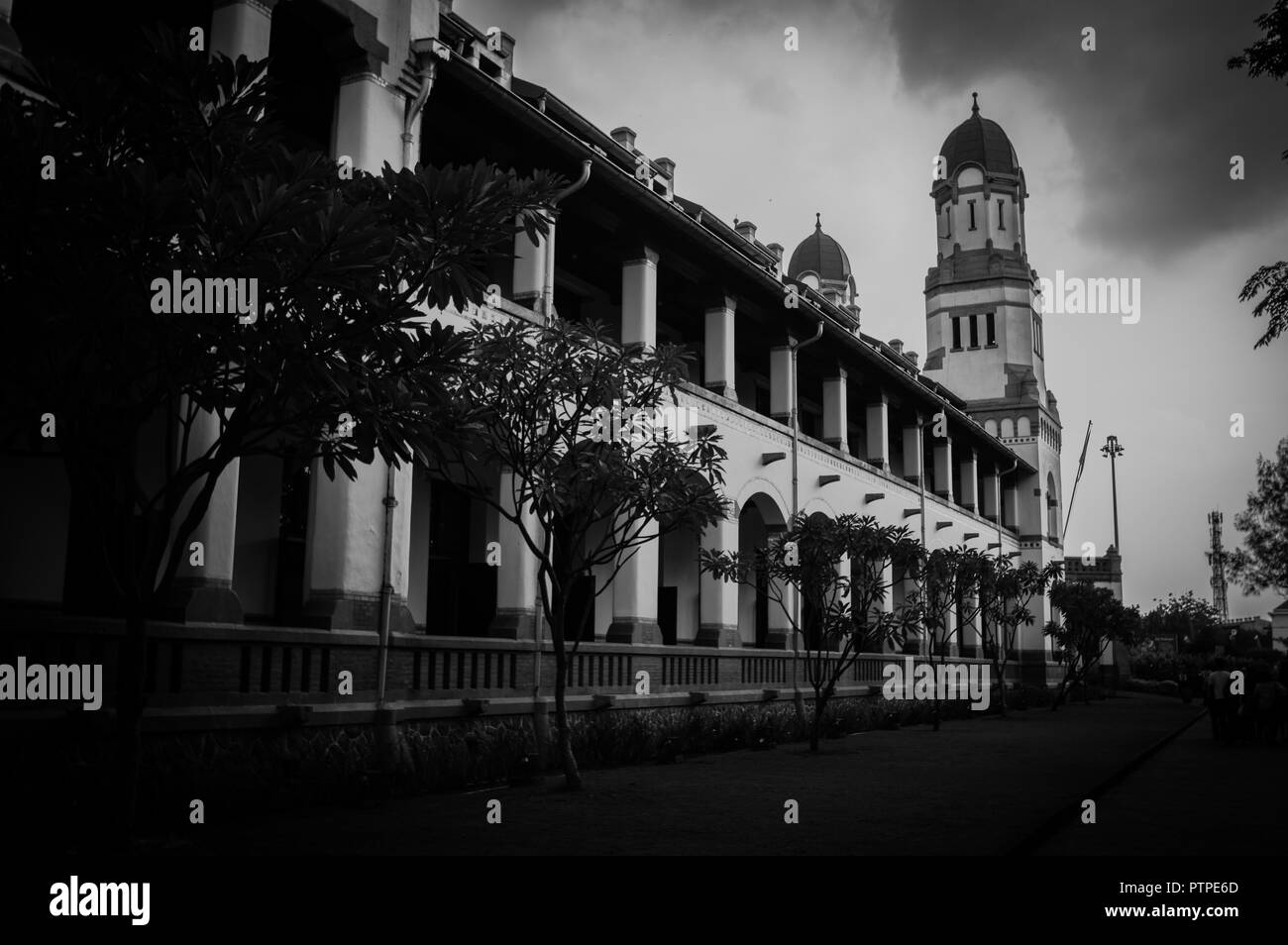 Edificio storico a Semarang indonesia chiamato lawang sewu Foto Stock