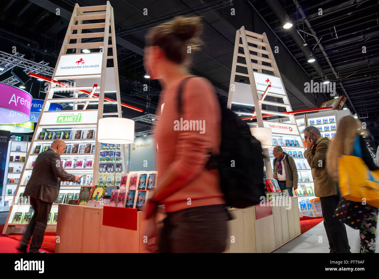 Francoforte, Germania. 10th Ott 2018. Fiera del Libro di Francoforte, Frankfurter Buchmesse 2018: Stand della casa editrice tedesca Thienemann-Esslinger Verlag. Credit: Christian Lademann / LademannMedia Foto Stock