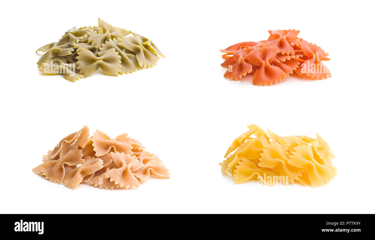 Farfalle di pasta. Colorato la pasta italiana. Foto Stock