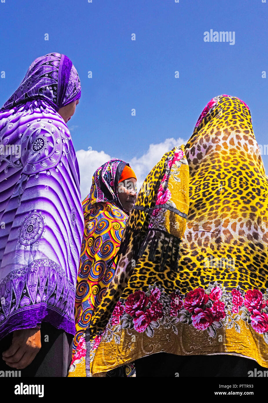 Le donne musulmane in Stone Town sulla isola di Zanzibar Foto Stock