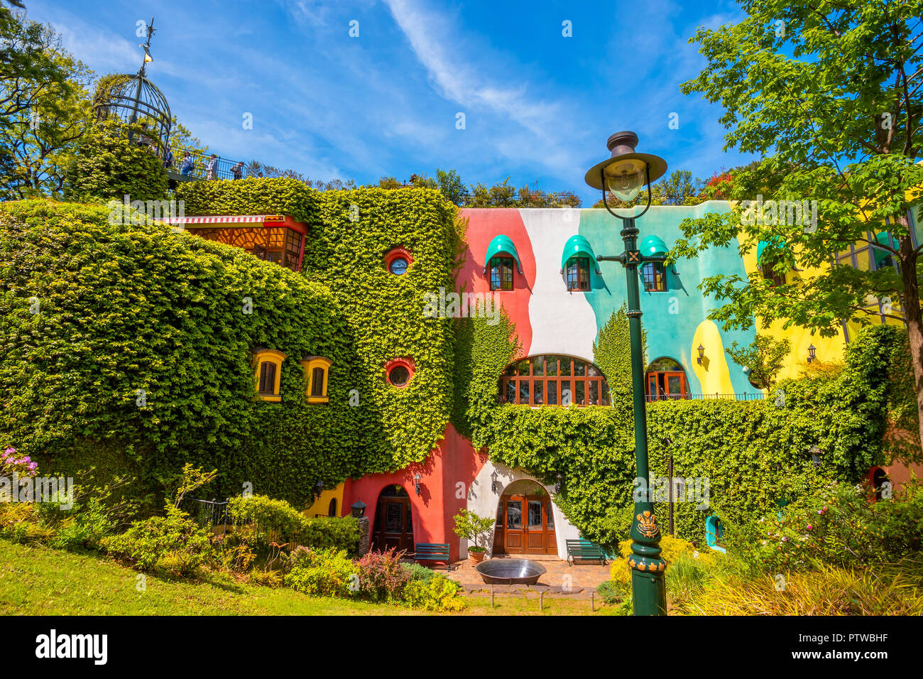 Tokyo, Giappone - 29 Aprile 2018: Ghibli museum è un luogo che mostra il lavoro di animazione giapponese Studio Ghibli, caratteristiche dei bambini, tecnologia e f Foto Stock