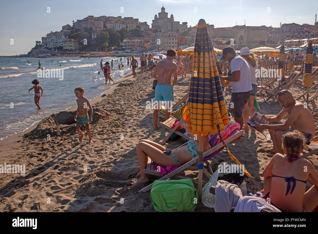 Spiaggia a Imperia Foto Stock