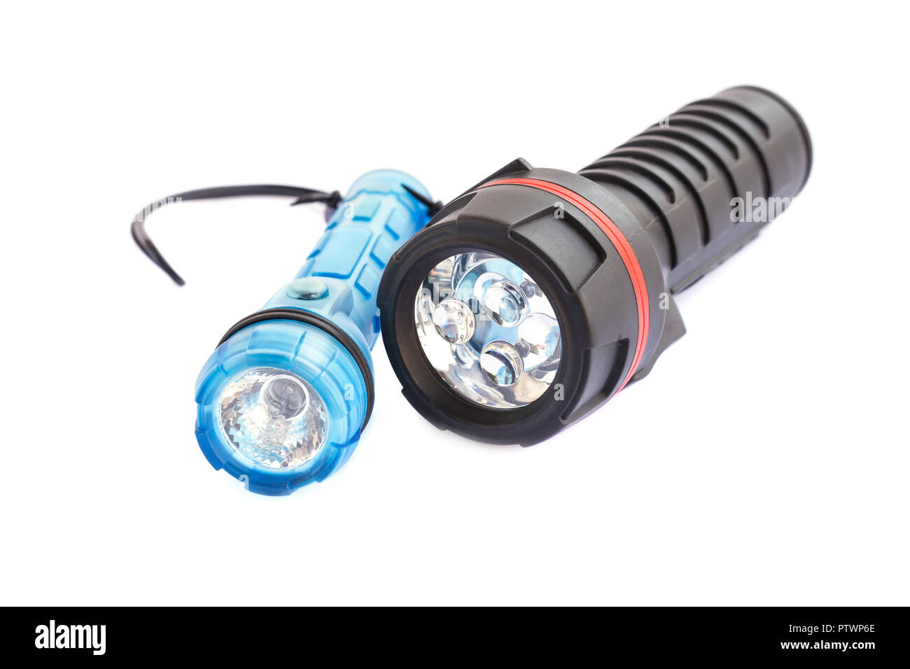 Nero e blu torce elettriche isolate su sfondo bianco. Foto Stock