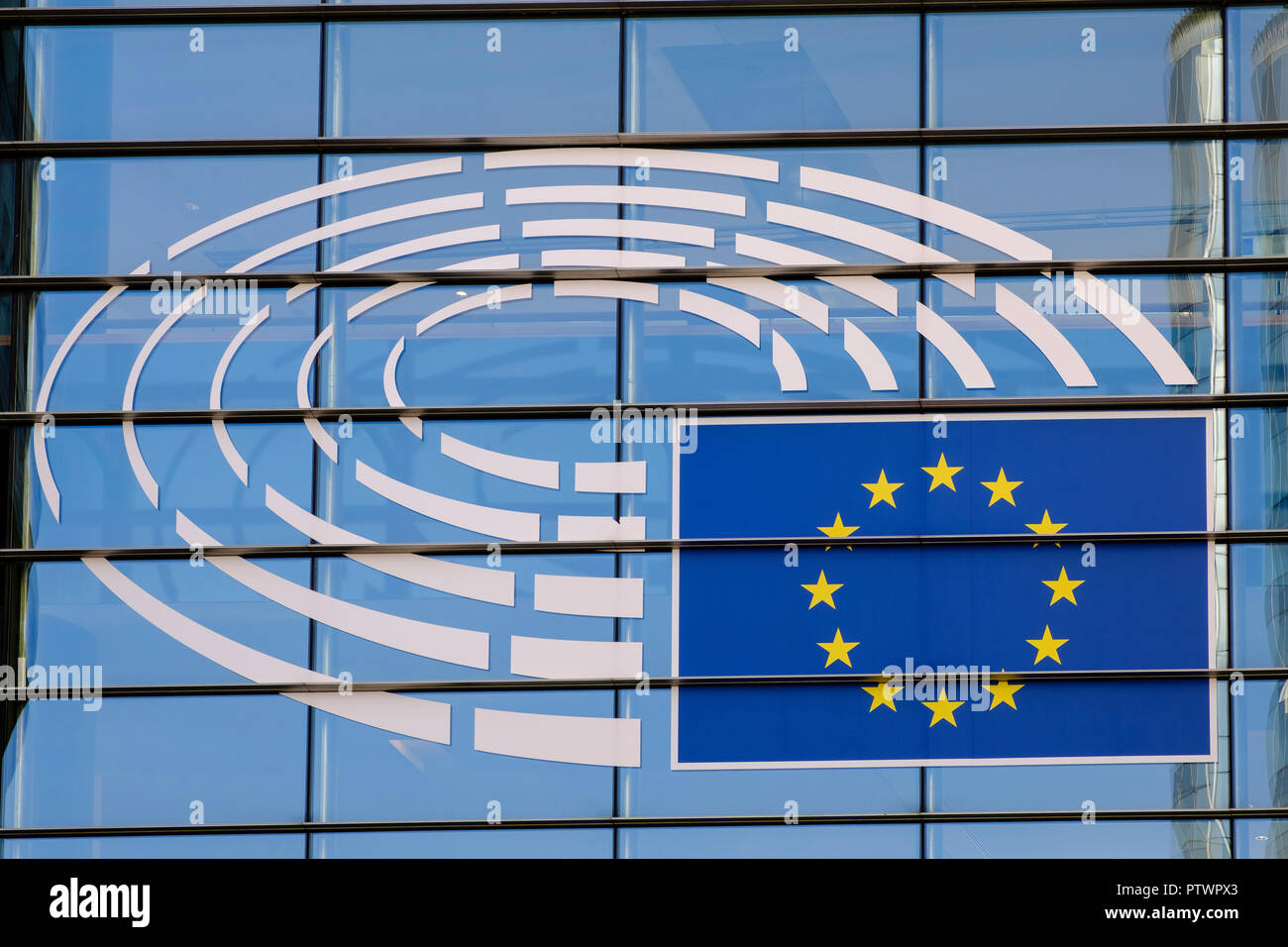 Il logo del Parlamento europeo a Bruxelles, in Belgio Foto Stock
