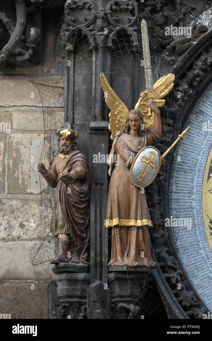 Splendido borgo medievale orologio astronomico o Praha Orloj in Praga / Praha Repubblica Ceca. Foto Stock