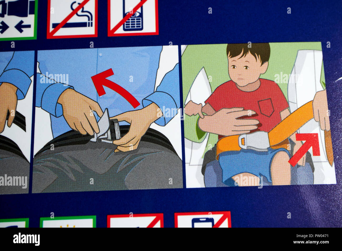 La cintura di sicurezza inclusi con sicurezza bambini sul volo British Airways scheda di sicurezza informazioni Foto Stock