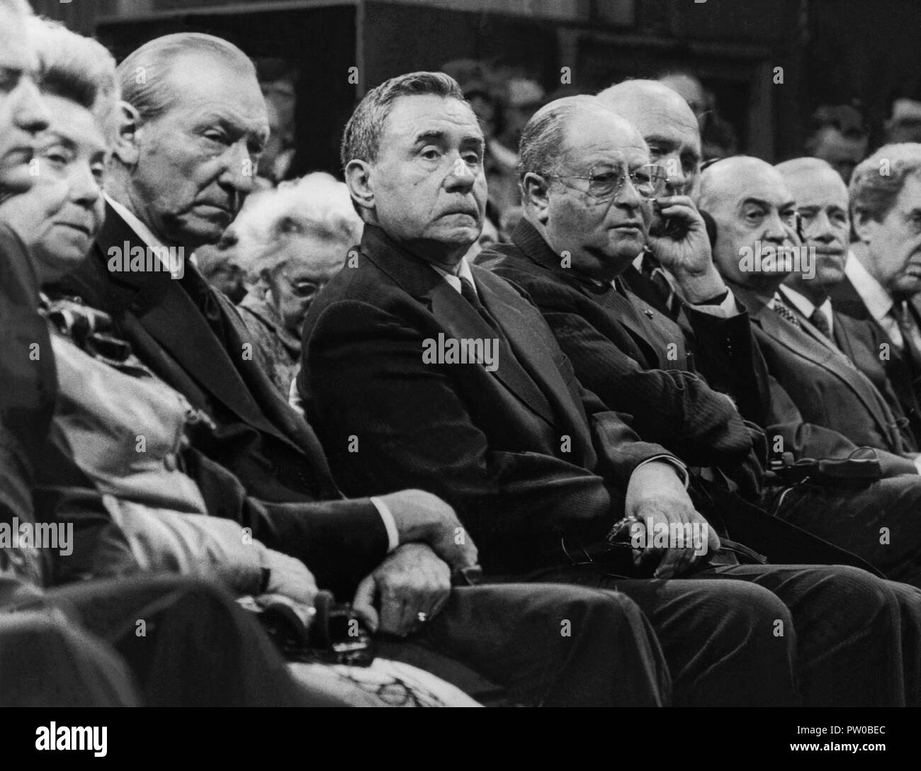 ANDREI GROMYKO ministro sovietico degli Affari Esteri accanto a Rudolf Kirschschläger e Bruno Kreisky leader austriaco Foto Stock