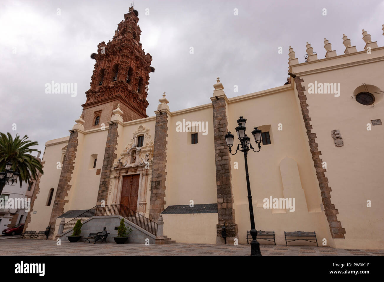 La Iglesia de San Miguel Arcángel a Jerez de los Caballeros, provincia di Badajoz, Estremadura, Spagna Foto Stock