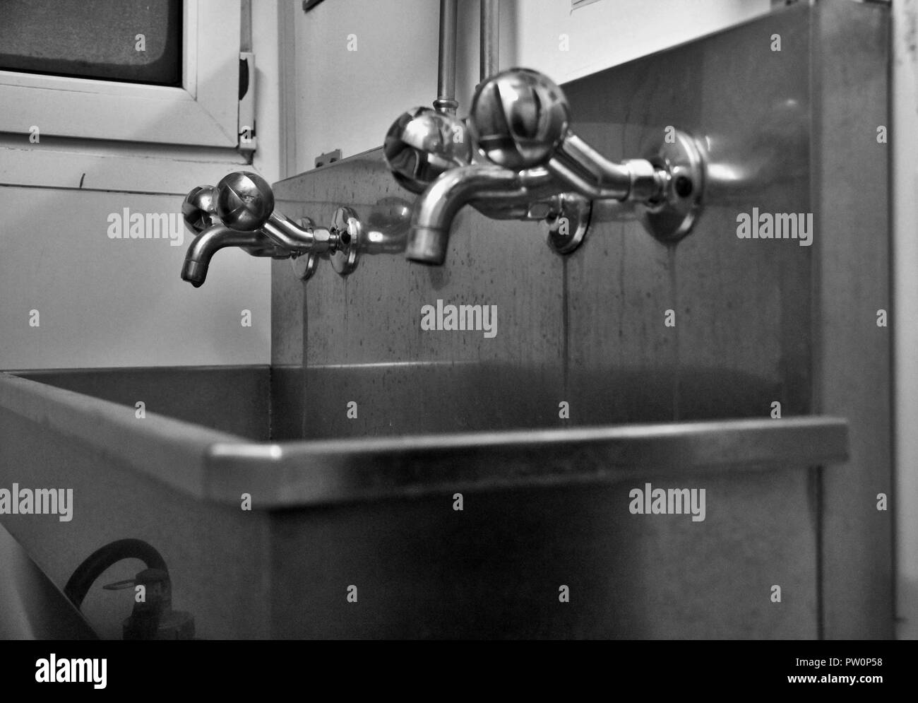 Scheda di gocciolamento in un carro. Foto Stock