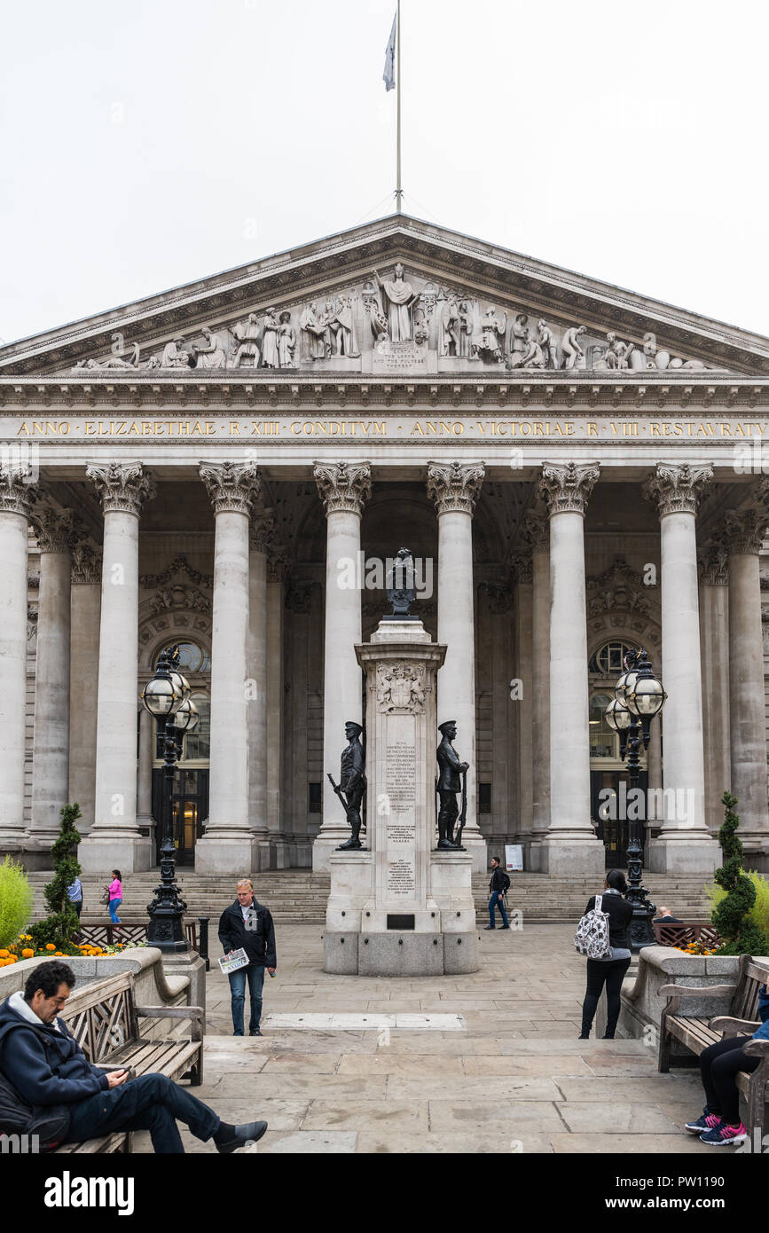Il Royal Exchange nella City di Londra, Inghilterra, Regno Unito Foto Stock