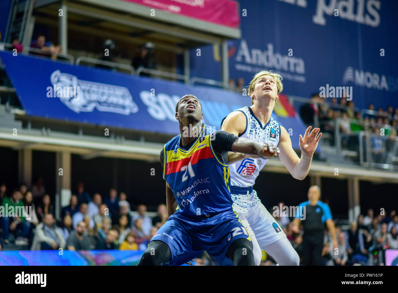 Andorra La Vella, Andorra. 10 ottobre, 2018. EURO CUP gioco tra Morabanc Andorra BC e BRECIA LEONNESA a Poliesportiu d' Andorra Stadium il 29 settembre 2018 a Andorra La Vella. Credito: Martin Silva Cosentino/Alamy Live News Foto Stock