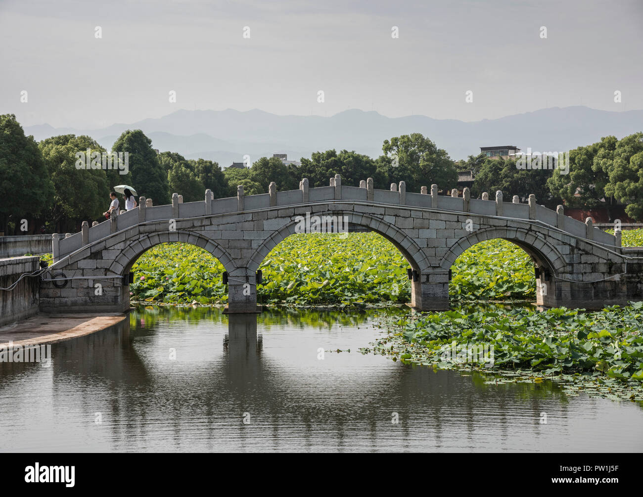 I giardini del grande filosofo Confucio situato nel quartiere Jiangshui di Kunming Cina. Foto Stock