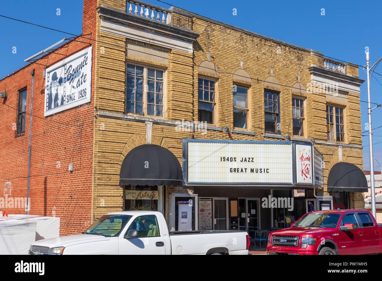 ELIZABETHTON, TN, Stati Uniti d'America e 10/1/18: Bonnie Kate teatro in downtown. Aperto nel 1926. Foto Stock