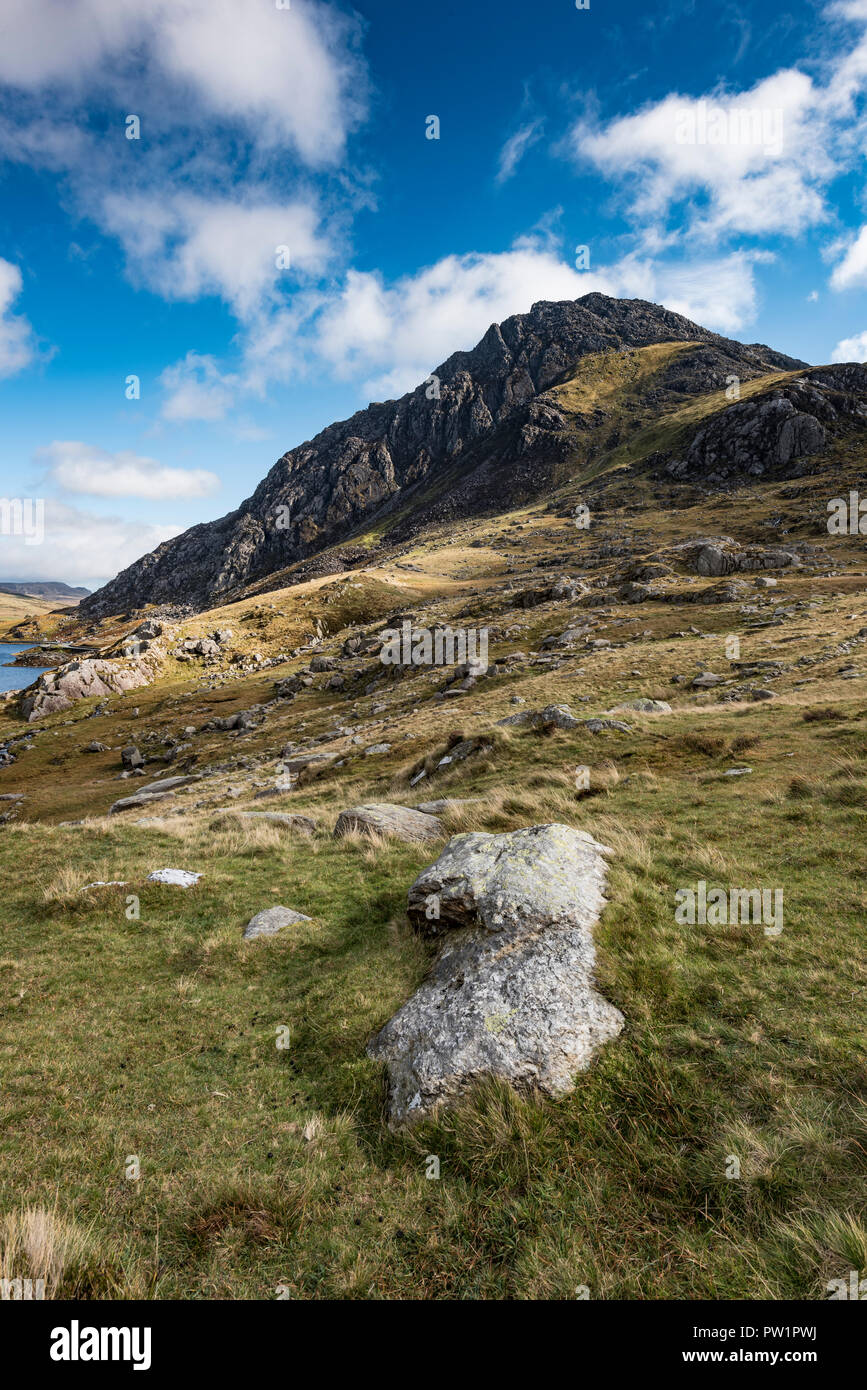 LLyn Tryfan Idwal nella valle Ogwen Snowdonia National Park il Galles del nord Foto Stock