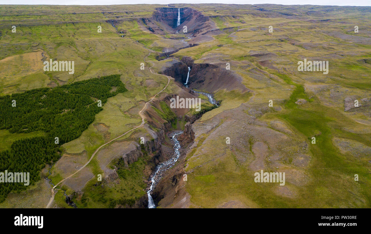 E Hengifoss Litlanesfoss cascate, Fljótsdalshreppur, Est Islanda Foto Stock