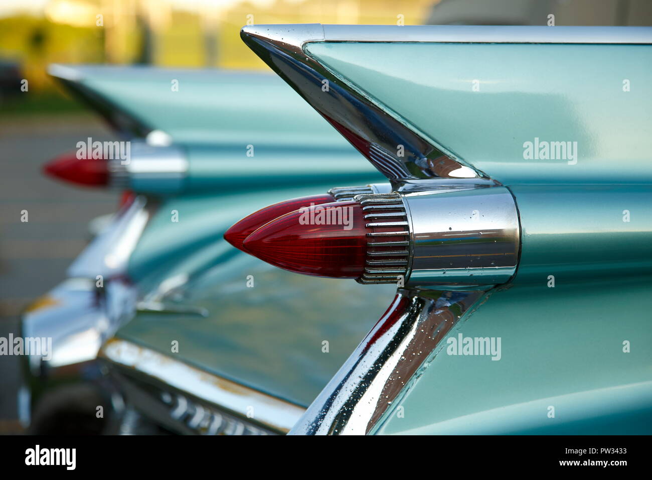 Alette di coda con le luci di coda rosse di un americano auto d'epoca, Cadillac de Ville 1959, Canada Foto Stock