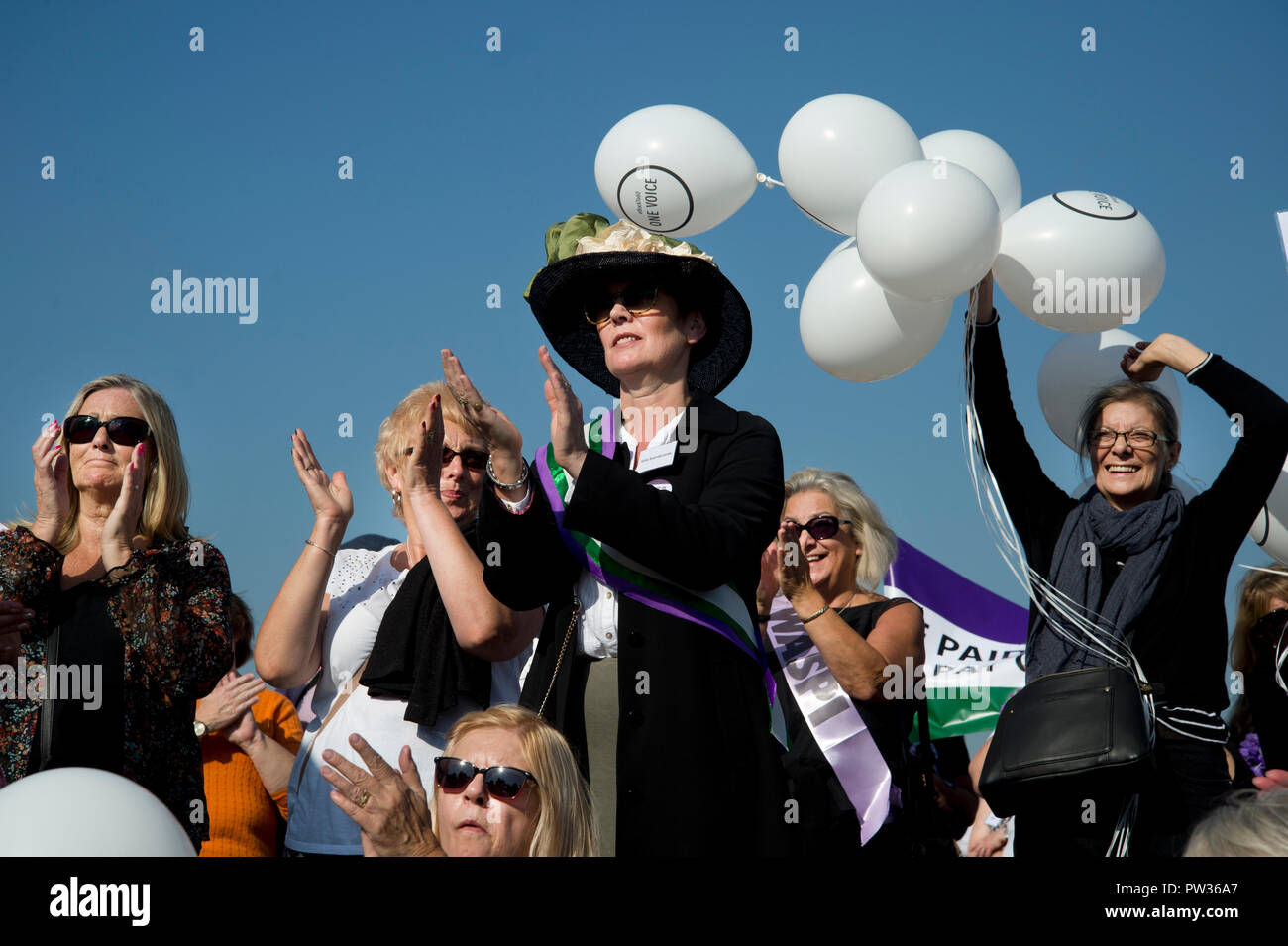 Le donne nate negli anni cinquanta ha organizzato una giornata di azione il 10 ottobre 2018 nel centro di Londra per attirare l attenzione per le donne colpite da un aumento dello stato p Foto Stock