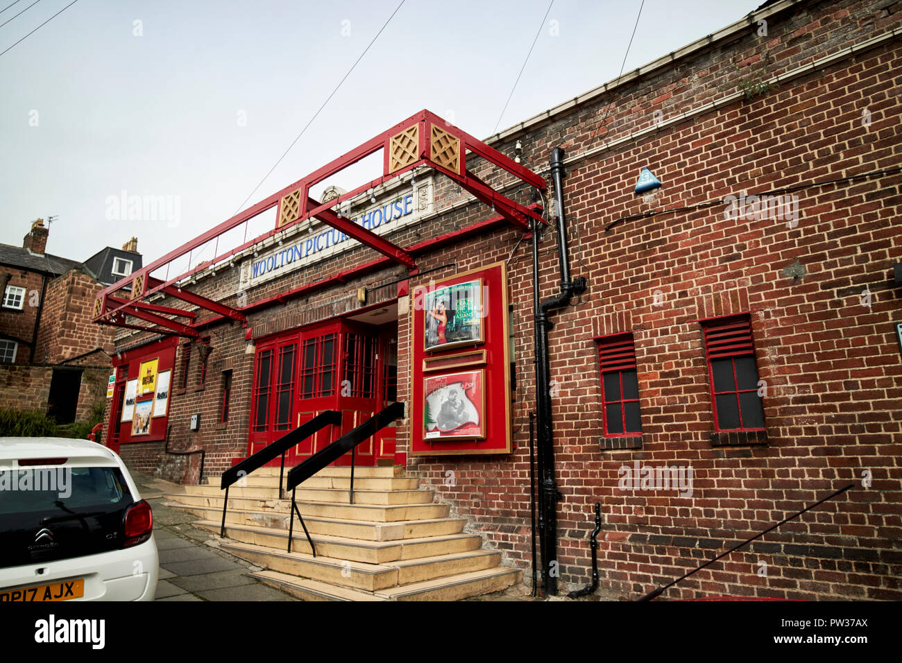 Woolton picture house piccole proprietà privata cinema woolton Liverpool Merseyside England Regno Unito Foto Stock