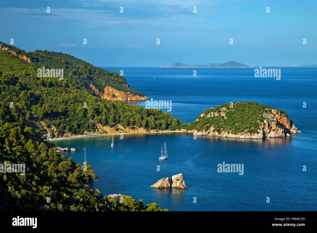 Spiaggia di Stafylos, Skopelos island, Sporadi settentrionali, Magnessia, Tessaglia, Grecia. Foto Stock