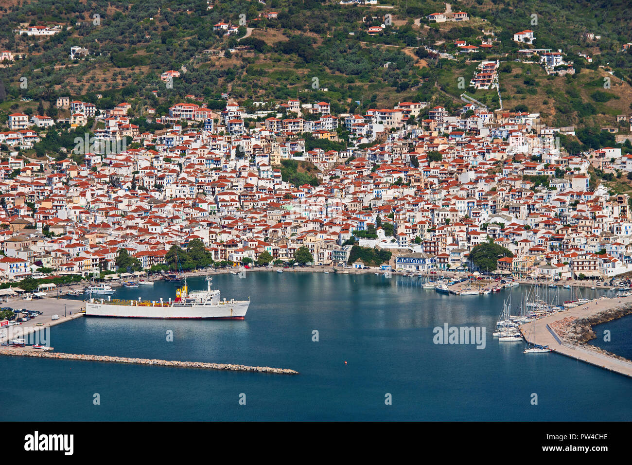 Città di Skopelos, Skopelos island, Sporadi settentrionali, Magnessia, Tessaglia, Grecia. Foto Stock