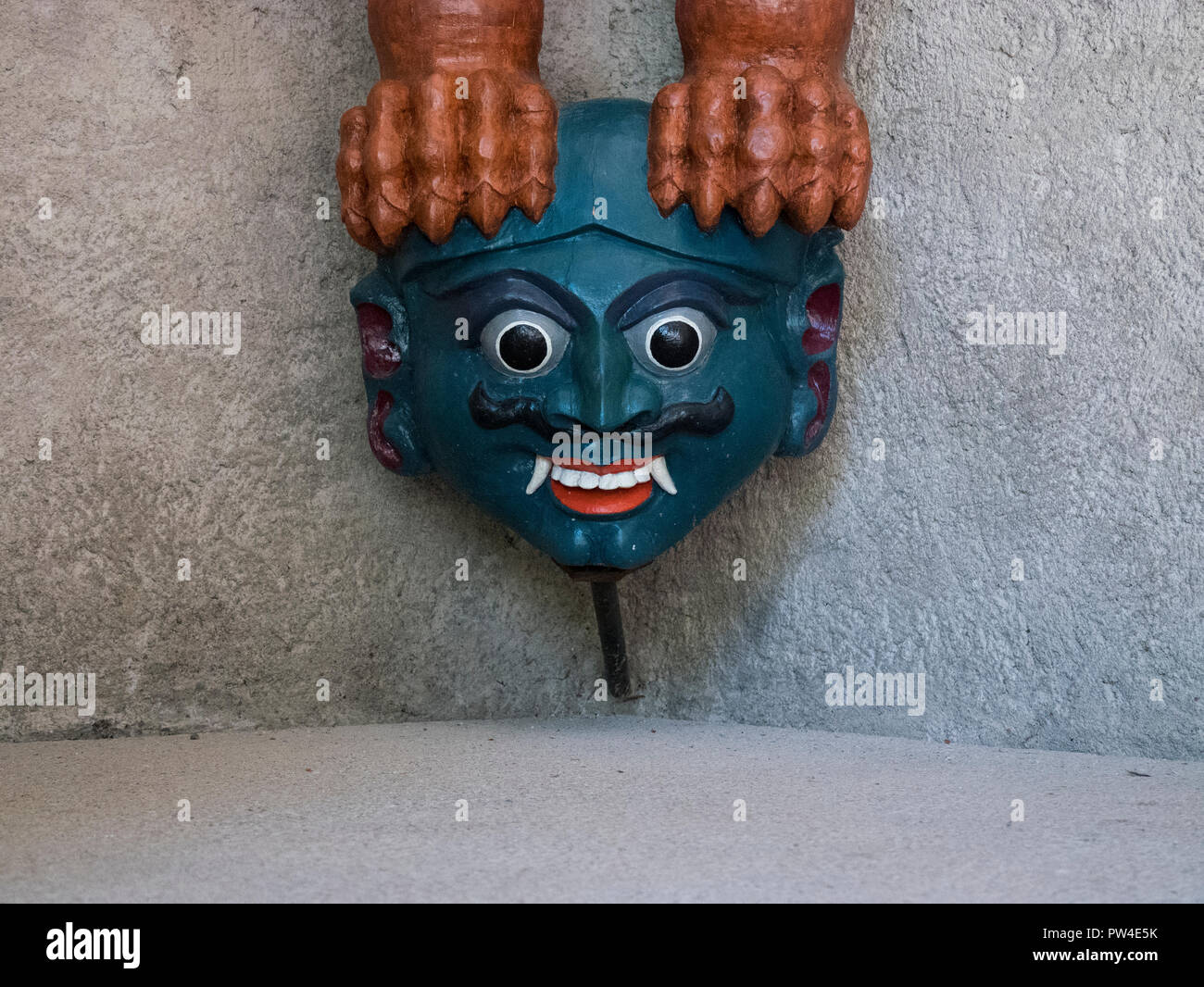 Divinità tibetana statua in Reinhold Messner museum di Brunico Foto Stock