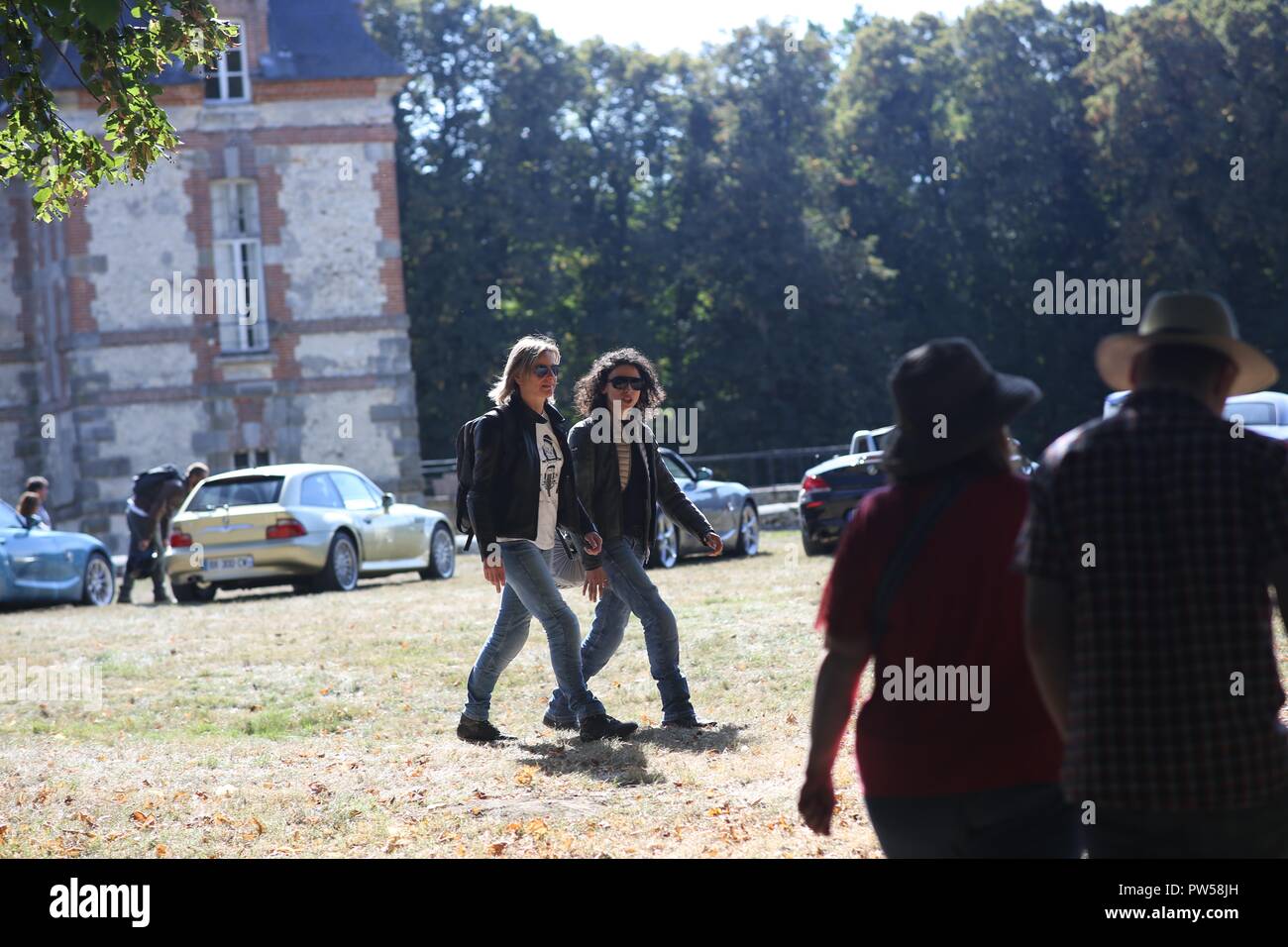 Una giornata fuori al Château de Neuville in Gambais (78) - Francia. Foto Stock