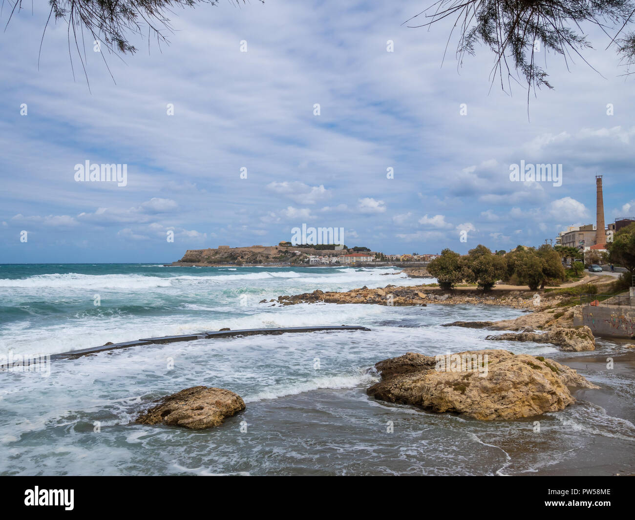 Coast città di Rethimno, Creta, Grecia Foto Stock