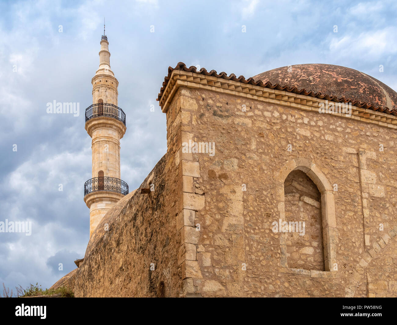 Il Neratze (o Gazi Hussein) Moschea di Rethimno, Creta, Grecia Foto Stock